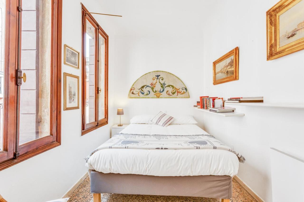 Ca Lu Vintage Flat Con Vista Su San Marco! Apartment Veneţia Exterior foto